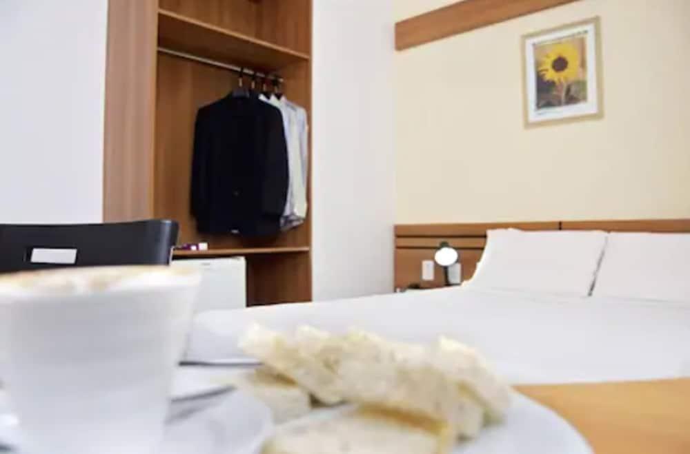 Delcas Hotel Cuiabá Eksteriør bilde