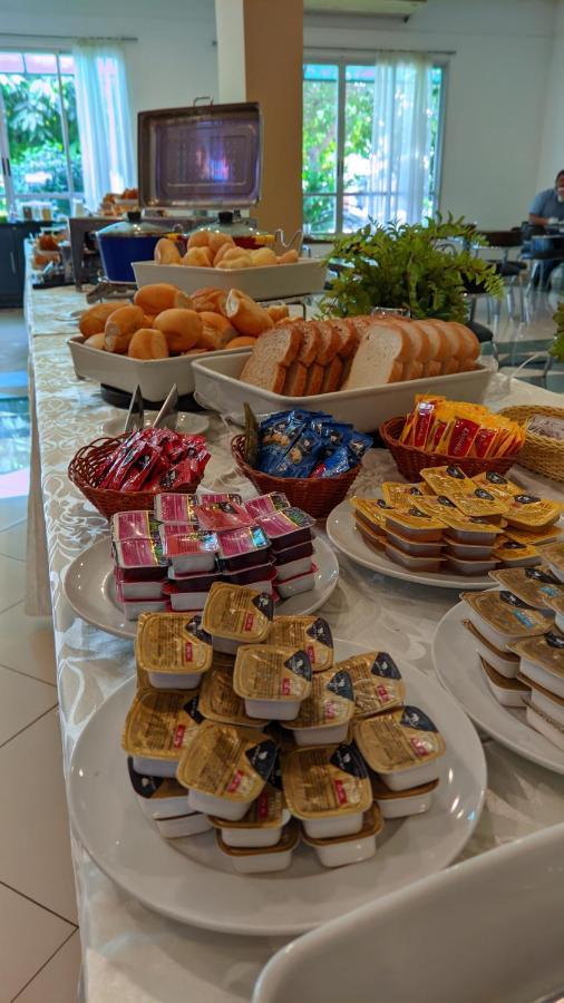 Delcas Hotel Cuiabá Eksteriør bilde